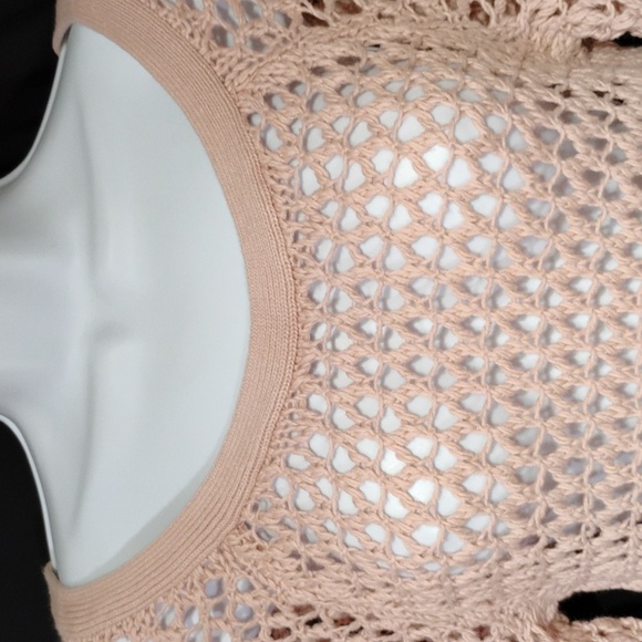 American Eagle crotchet pink top - Picture 2 of 13